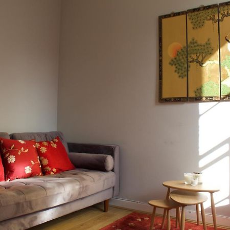 Lovely 1 Bed Flat In Stockbridge, Near Edinburghs City Centre Edimburgo Exterior foto