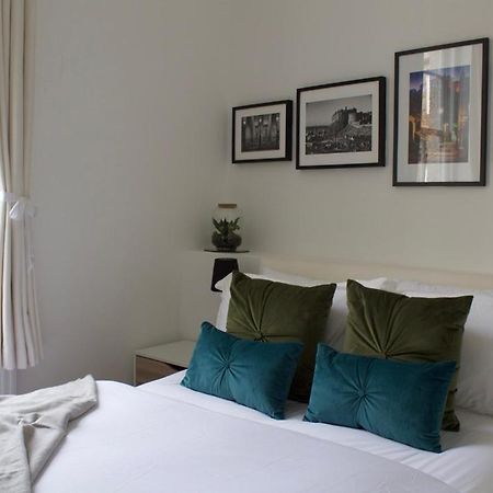 Lovely 1 Bed Flat In Stockbridge, Near Edinburghs City Centre Edimburgo Exterior foto