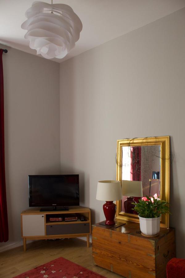 Lovely 1 Bed Flat In Stockbridge, Near Edinburghs City Centre Edimburgo Exterior foto