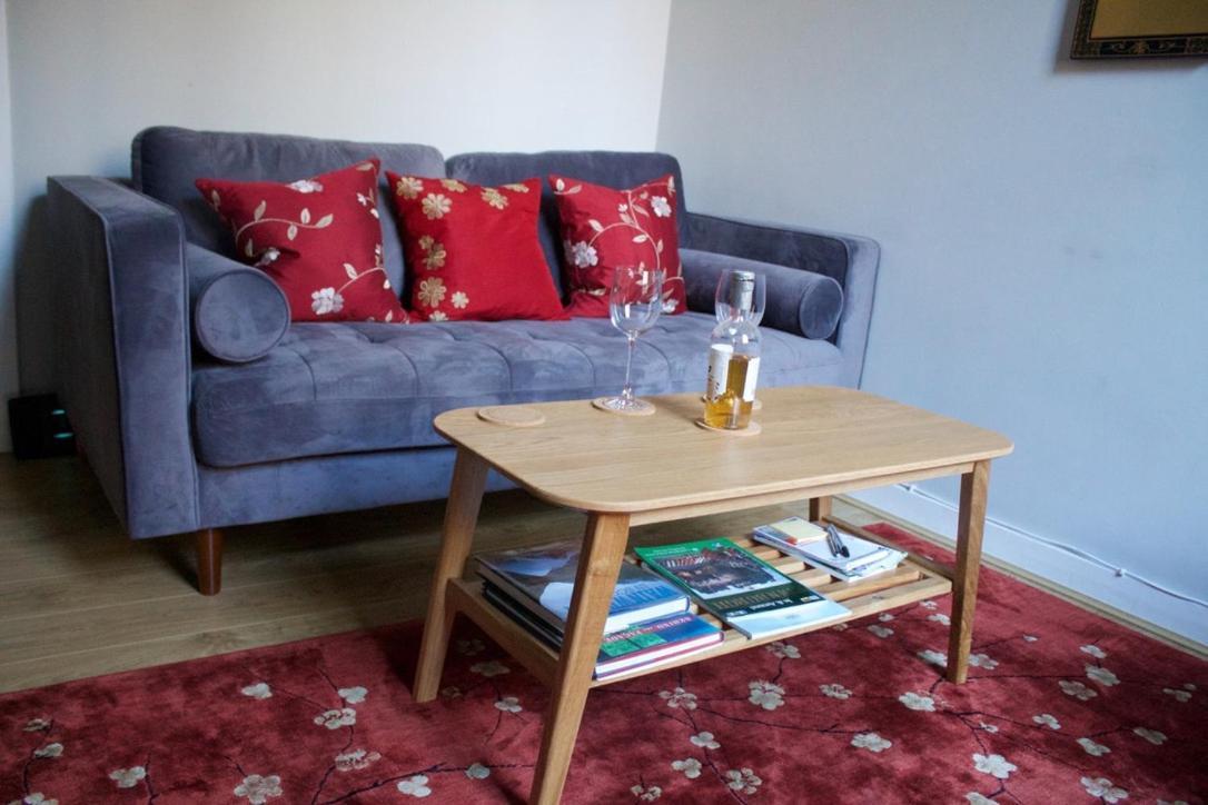 Lovely 1 Bed Flat In Stockbridge, Near Edinburghs City Centre Edimburgo Exterior foto